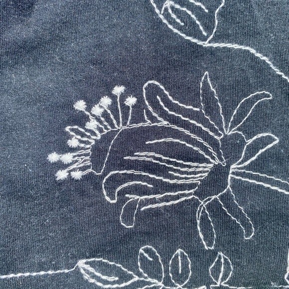 Vertigo Paris L Embroidered sleeveless Baby Doll Tank Top Used good condition - Picture 4 of 6